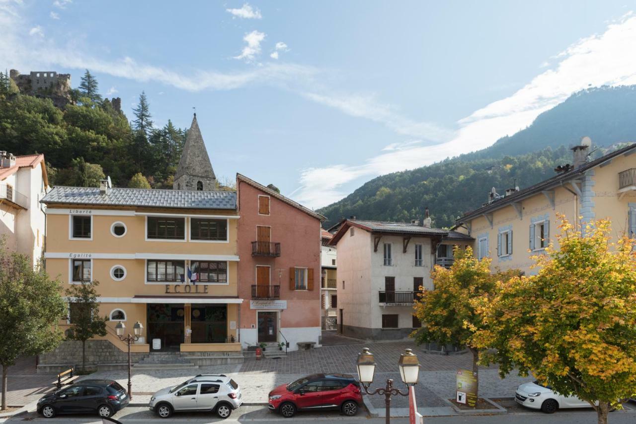 Relais Des Alpes Hotel Guillaumes Exterior photo